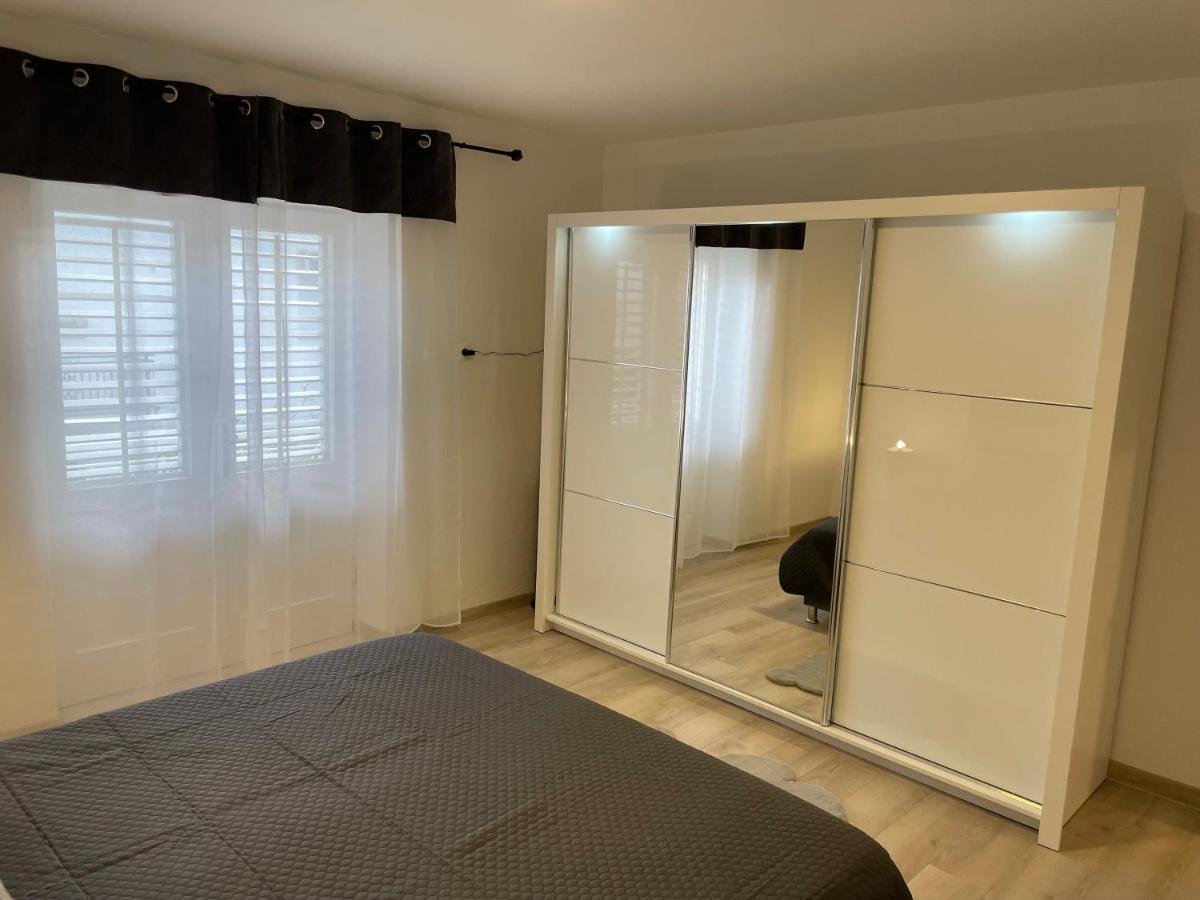 Apartman Iko มาคาร์สกา ภายนอก รูปภาพ