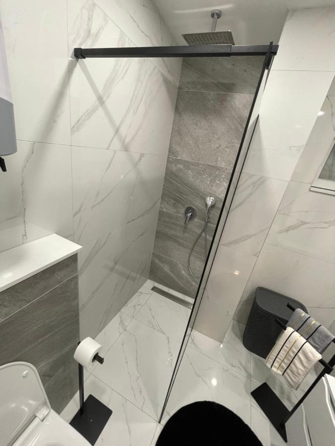 Apartman Iko มาคาร์สกา ภายนอก รูปภาพ
