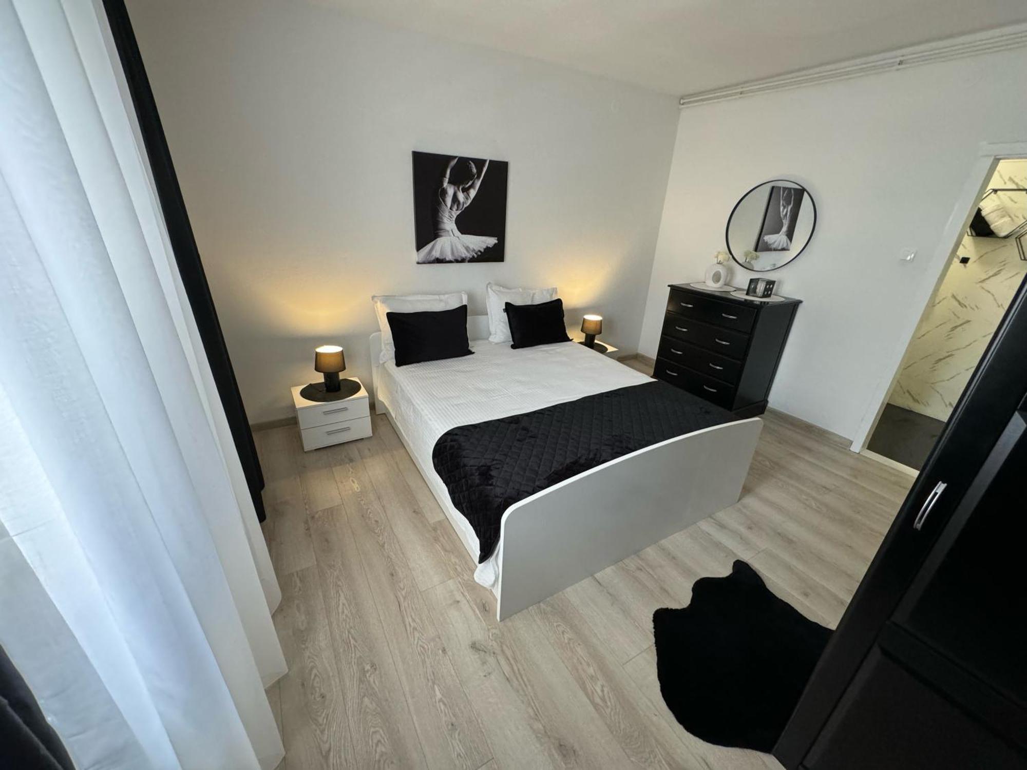 Apartman Iko มาคาร์สกา ภายนอก รูปภาพ